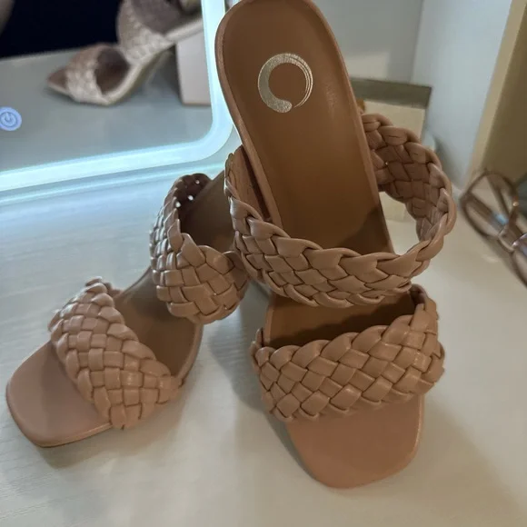 Braided Pale Pink Women's Sandals - Picture 5 of 5